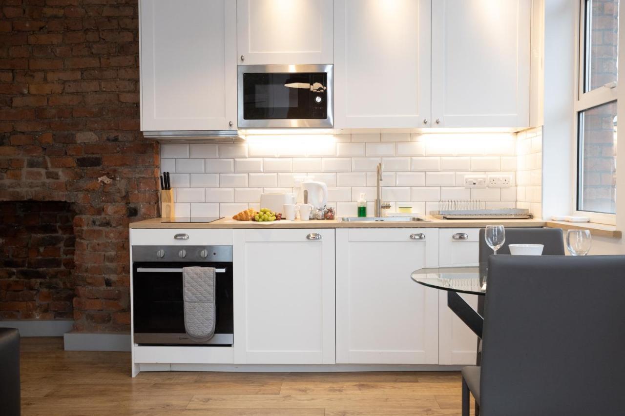 Pillo Rooms Serviced Apartments - Salford Manchester Esterno foto