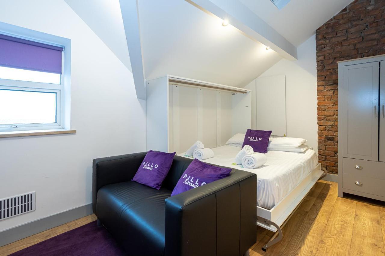 Pillo Rooms Serviced Apartments - Salford Manchester Esterno foto