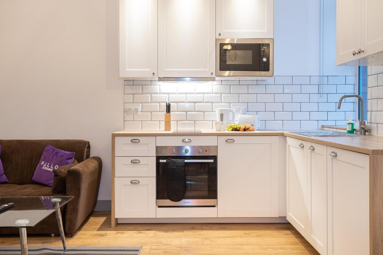 Pillo Rooms Serviced Apartments - Salford Manchester Esterno foto