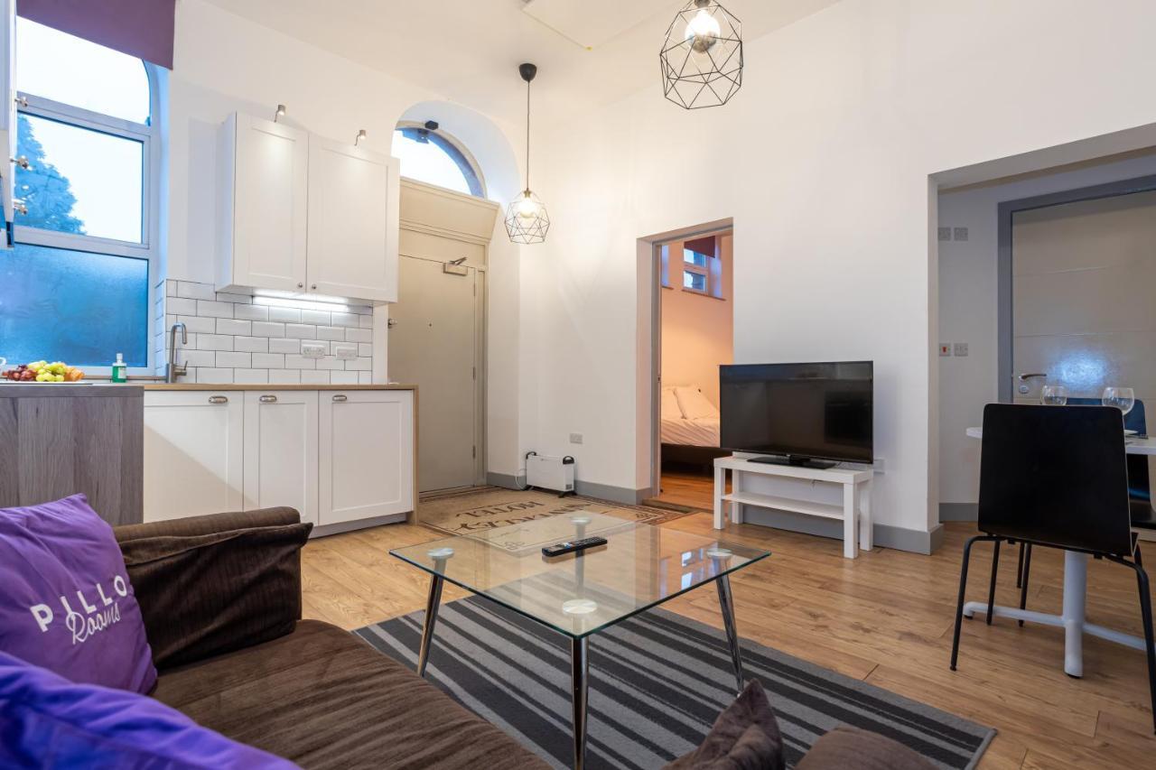 Pillo Rooms Serviced Apartments - Salford Manchester Esterno foto