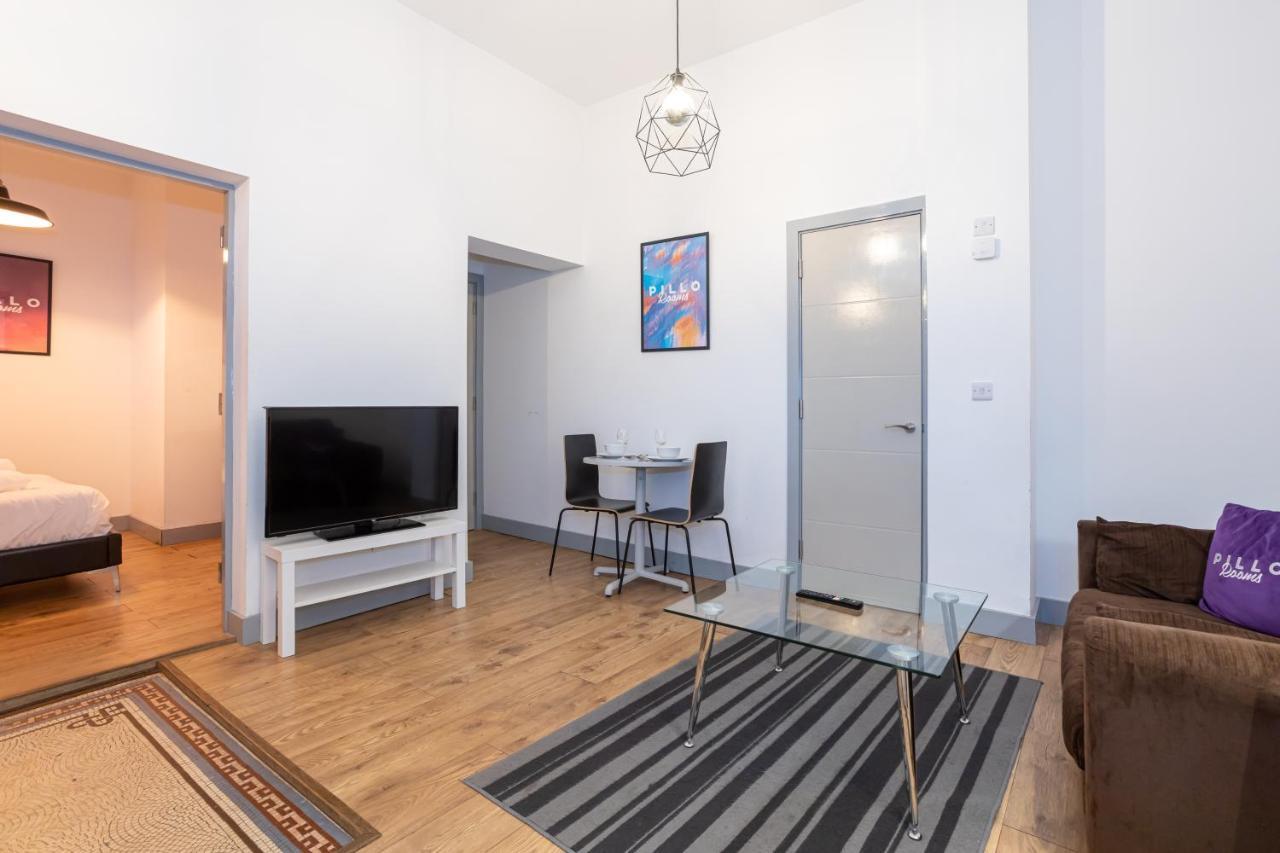 Pillo Rooms Serviced Apartments - Salford Manchester Esterno foto